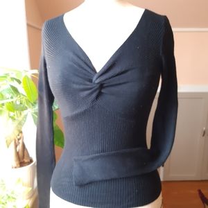 ✨ Black Long Sleeve Ribbed Knit Front Twist